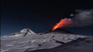 извержение вулкана Ключевская сопка зимняя