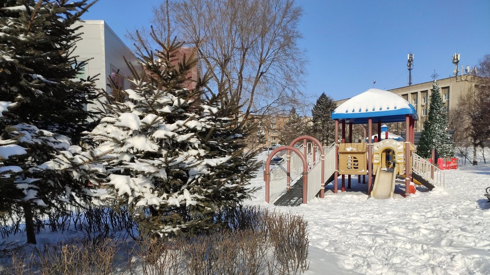 После снегопада , 11. 01. 2026 . Владивосток