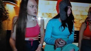 девичник в бане! Ырка пришла к нам! страшно