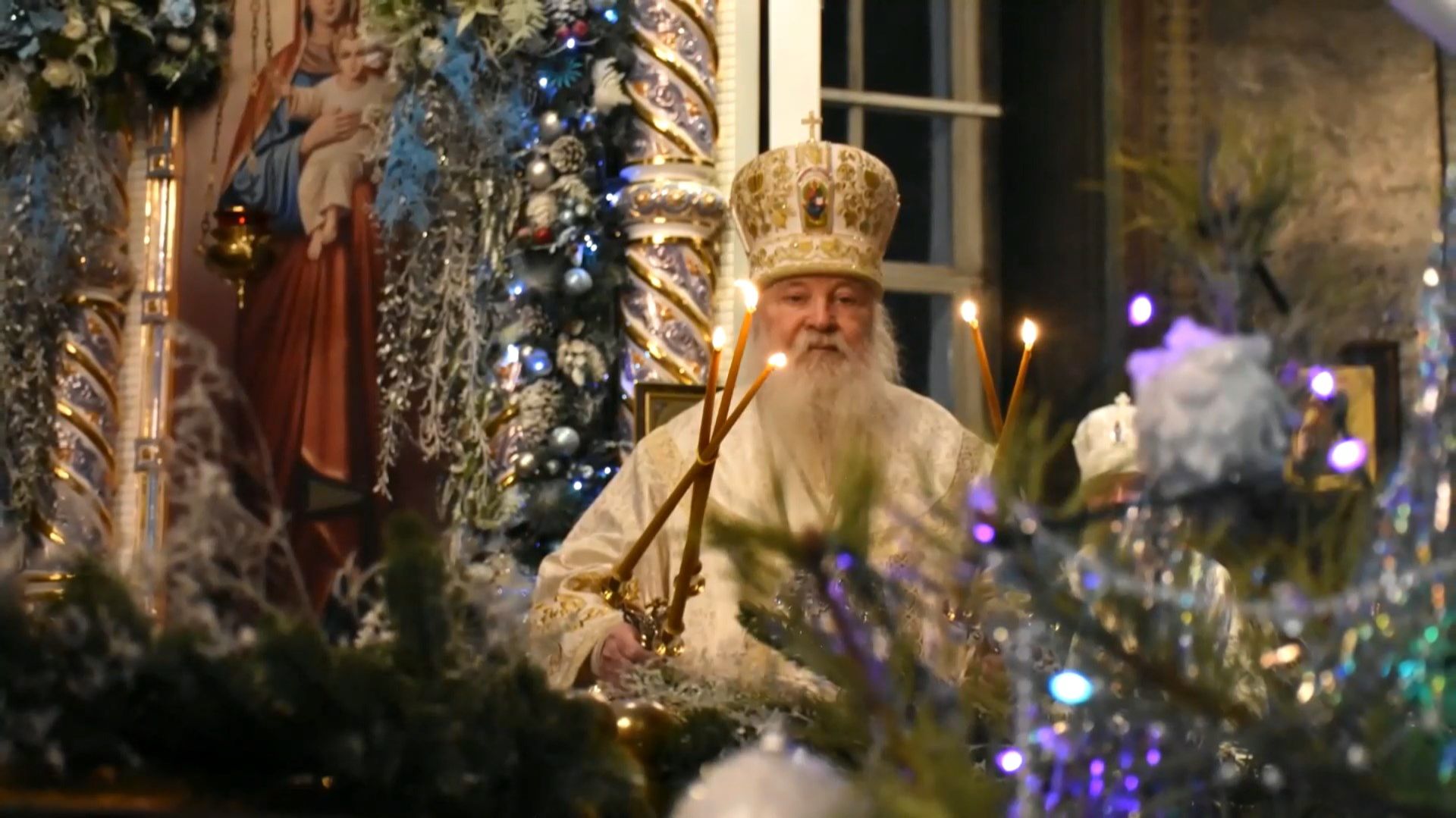 Младенец Иисус рождён был в ту ночь... смотреть онлайн