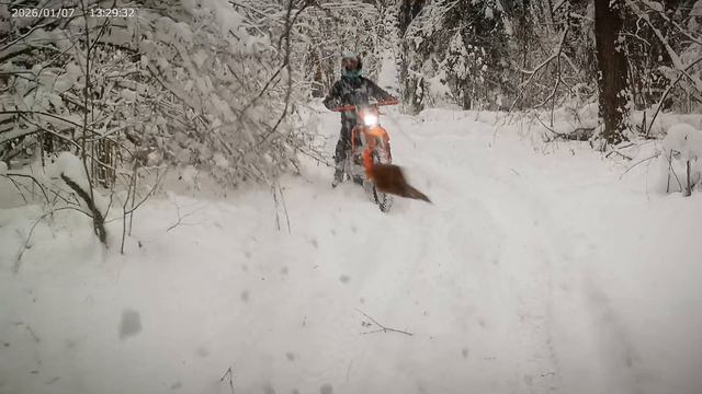 Страдания эндуро в глубоком снегу