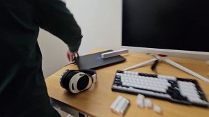 Компьютерный стол Keyron с электроприводом обзор