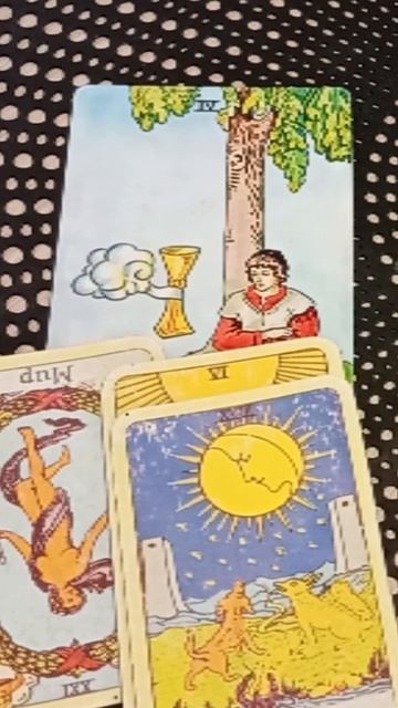 ПОГАДАЕМ НА СУЖЕНОГО ♥️💓#расклад_на_ картах_таро#гадание_онлайн #таро_расклад_на_любовь #shorts смотреть онлайн