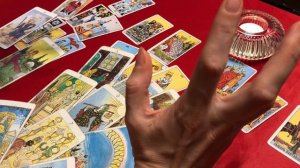 Как он настроен сейчас относительно вас? Гадание Таро