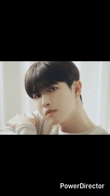 Певец и бывший участник Wanna One Ким Джэхван закончил обязательную военную службу. смотреть онлайн