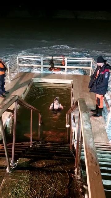 Прорубь на Крещение 2024г.Москва.