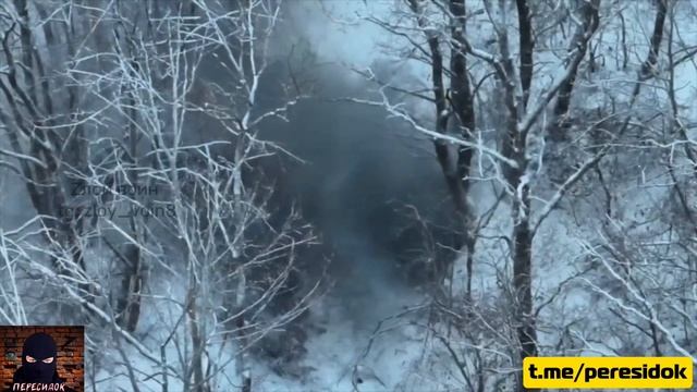 ВСУшник убежал бросив Побратима в блиндаже смотреть онлайн