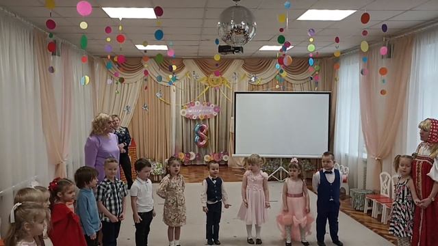 8 марта 2025. Группа 10 смотреть онлайн