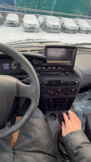 2025 LADA NIVA TRAVEL