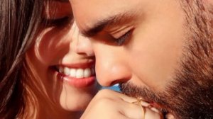 "КОЛОКОЛА' 
поёт Роза Ахунова