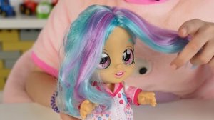 СИНИЙ ТРАКТОР - Учим Цвета с Малышами - Сортер Фрукты и Ведерки