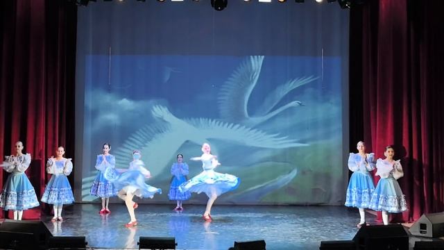 Как по горкам, по горам смотреть онлайн