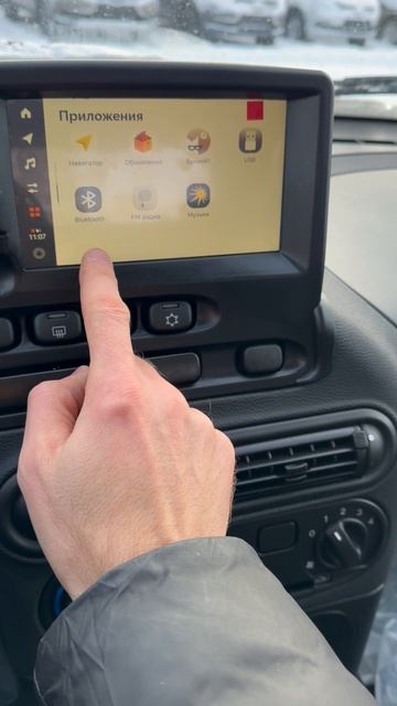 2025 LADA NIVA TRAVEL смотреть онлайн