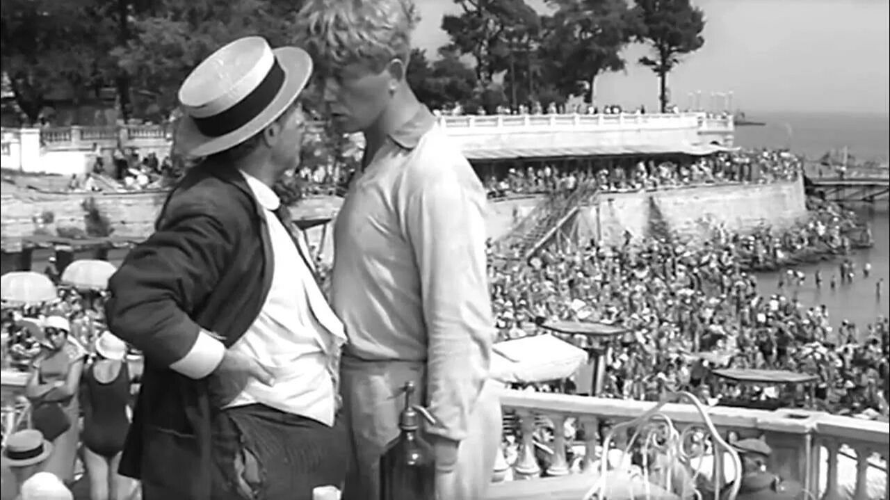 "Золотой телёнок" (1968) Кто ты такой?! смотреть онлайн