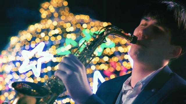 Иван Сеничев (саксофон) - "Happy New Year" смотреть онлайн