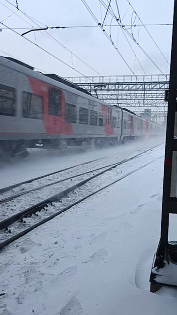 Зимняя сказка на РЖД. смотреть онлайн