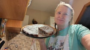 Готовлю Заливной пирог с грушей, изюмом и корицей