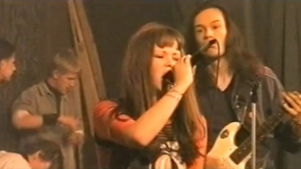 Дария Ставрович и группа Pepelzzzbey | Концерт в Арзамасе 2002