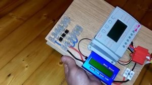 Способ подключения нескольких солнечных панелей к контроллеру.
