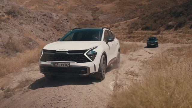 Geely Atlas против Kia Sportage. Чей полный привод лучше? смотреть онлайн