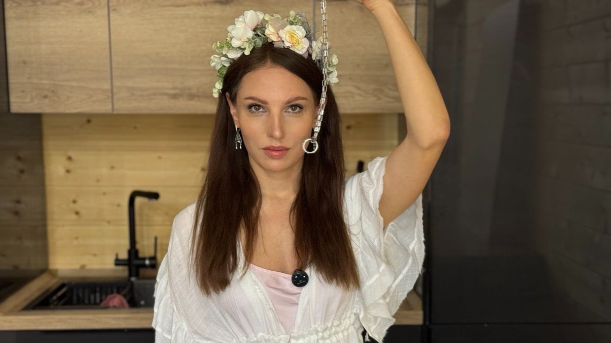 Забирай готовый гайд, как себя развлечь в святочную неделю