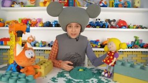 Котенок КОТЭ и Строительные машинки - Прочитай и Отгадай! КуКуPlay