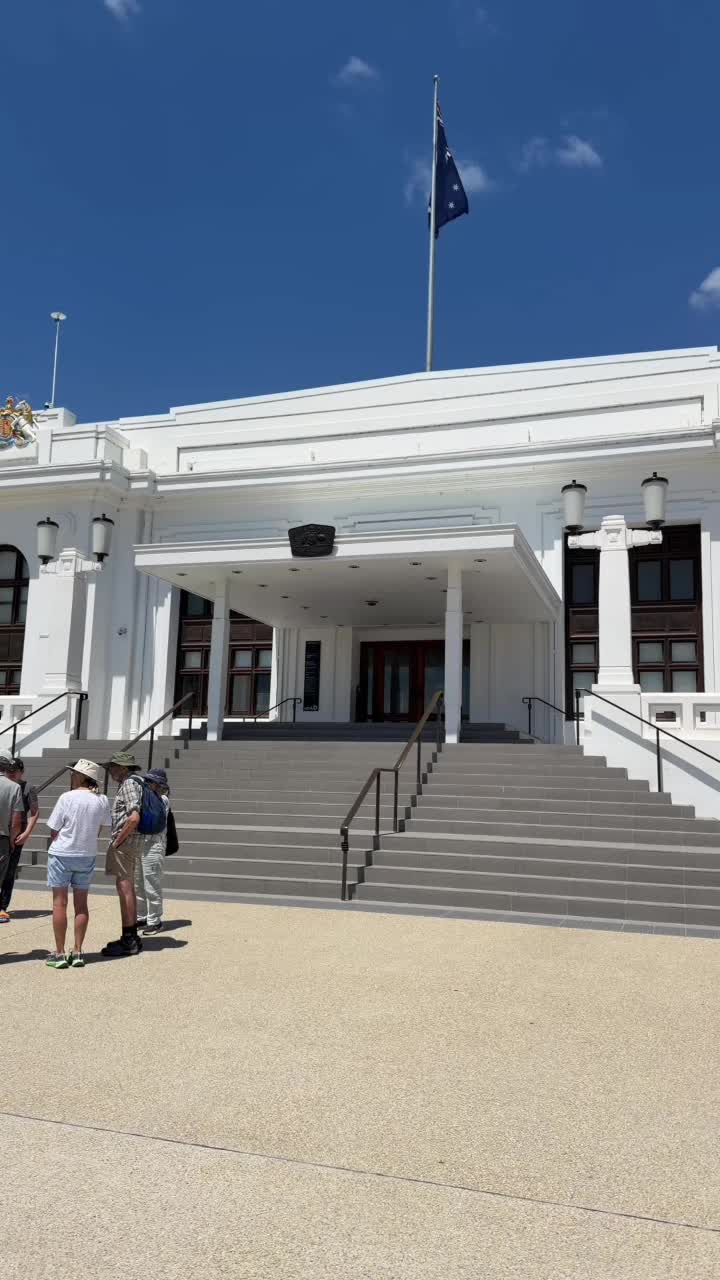 Музей австралийской бюро… демократии смотреть онлайн