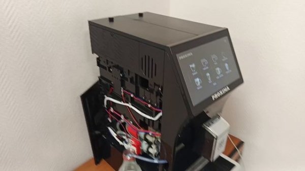 Proxima BTB 102: Кофемашина для бизнеса. 16 напитков на живом молоке!