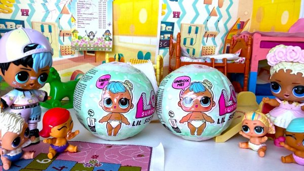 ОНИ ДВОЙНЯШКИ? НОВЕНЬКИЕ В ДЕТСКОМ САДИКЕ!😲😜 Куклы ЛОЛ сюрприз мультики распаковка ИГРУШЕК
