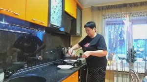 НА ЗАВТРАК ЯИЧНИЦА/ВАДИМ НА ЛЕТУ ПОЗАВТРАКАЛ И ПОЕХАЛ