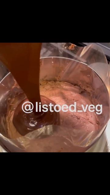 Чизкейк из трёх ингредиентов без выпечки — Нежно, шоколадно и очень просто!