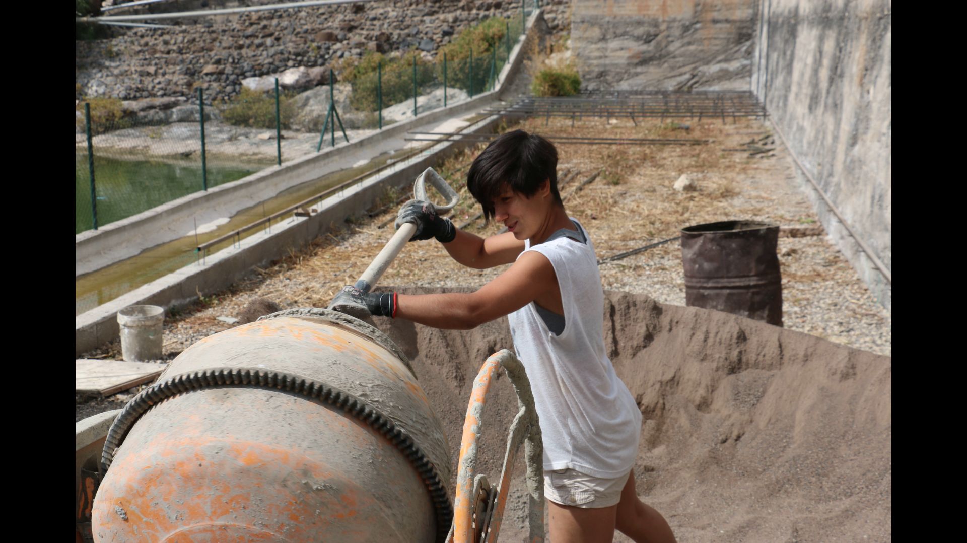 как сделать дорожку из арт бетона декоративный камень.беседка на Канарах.мастер класс смотреть онлайн