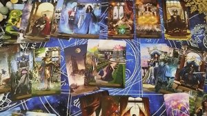 ВСЕ магазины закроются? Война Озон и Вайлдберриз за наш кошелёк. Кто заберёт ВСЁ?