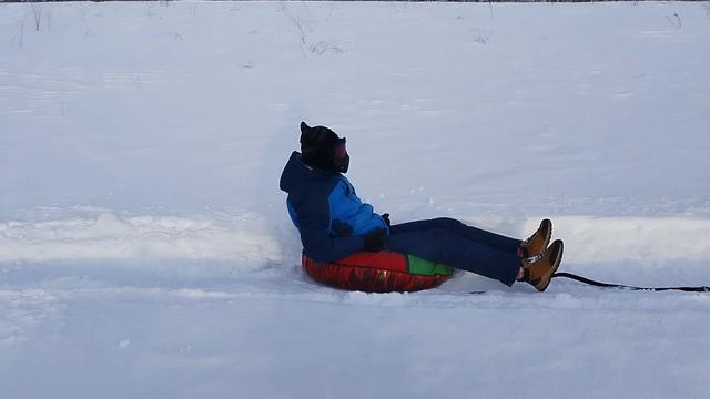 Новогодние покатушки на трёх снегоходах.