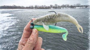 Где искать судака зимой с лодки Реальная рыбалка на реке