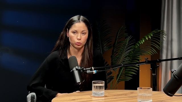 Переехали в Сочи🏖️турбулентность 🧘 😎 смотреть онлайн