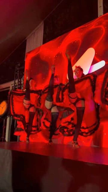 Получите ка,народ,КАНКАН под Старый Новый год! смотреть онлайн