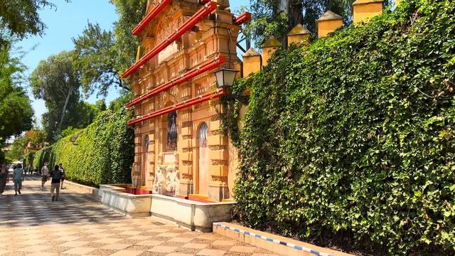 Испанская Севилья летом жар который чувствуется на каждом шаге ☀️✨ смотреть онлайн