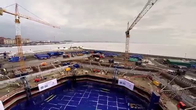 30.3.Строительтво  Лахта Центра . Нижняя плита фундамента небоскреба_cutyoutube.com