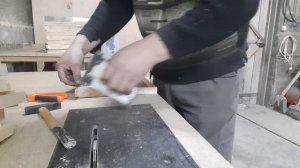 как я натягивать проволку на гнездовые рамки .