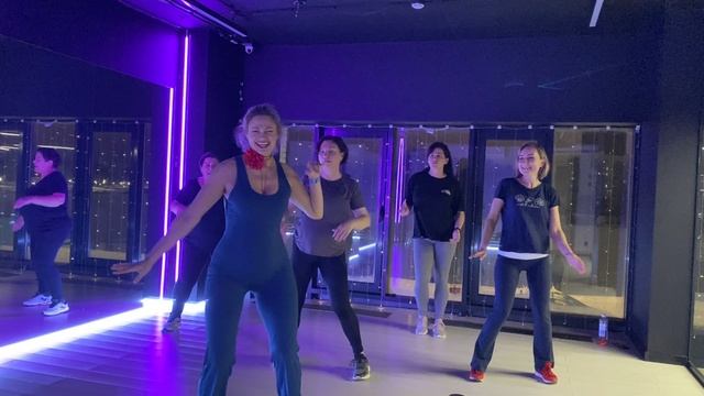 Bachata DanceFit занятия онлайн индивидуально