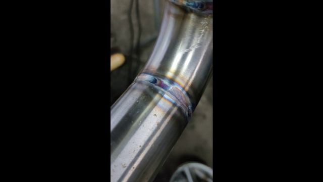 сварка нерж выхлопа.mp4