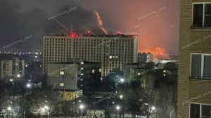 Появились кадры атаки БПЛА на Таганрог.Атаковано 2 завода и жилые дома.13.01.2026