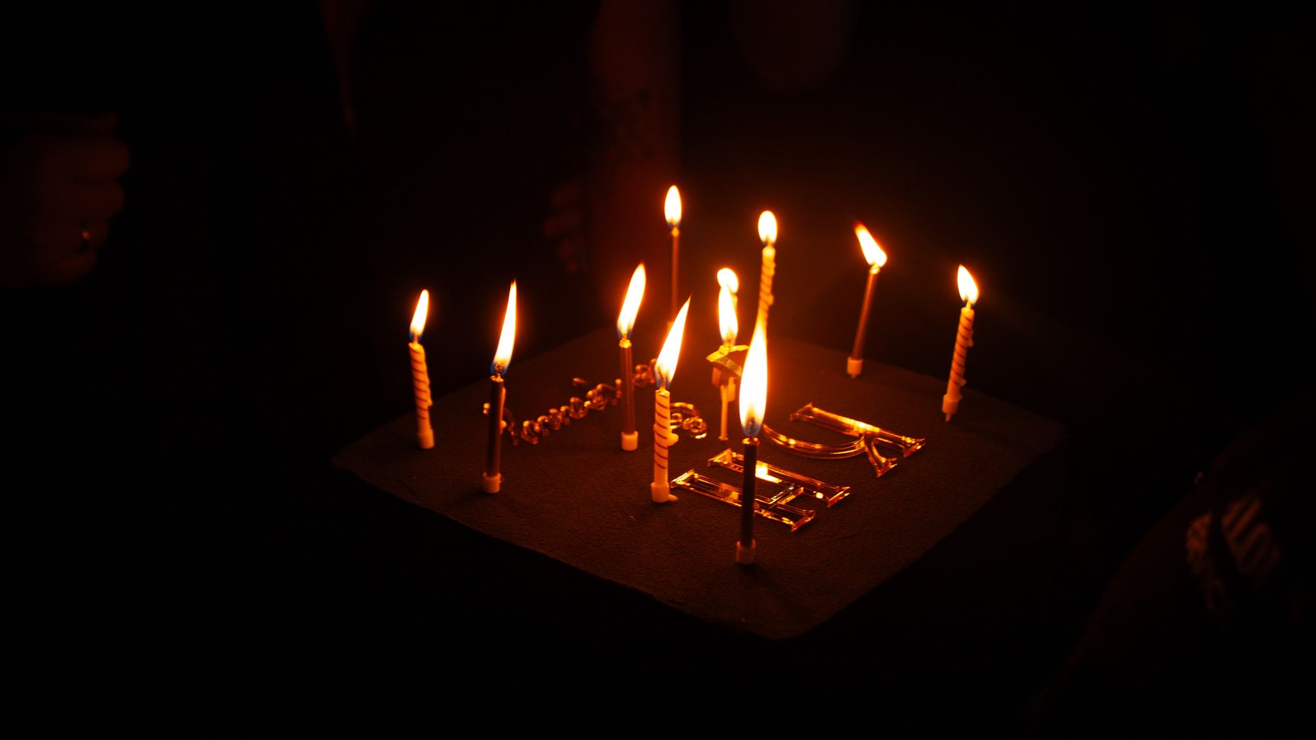 LOUNGE 2 смотреть онлайн