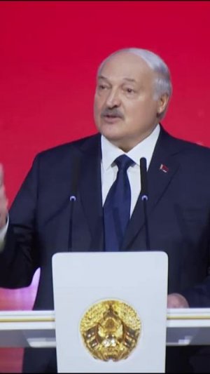 Лукашенко: "Желание женщины на этом вечере закон! С этого начнем год!" Приём на старый Новый год