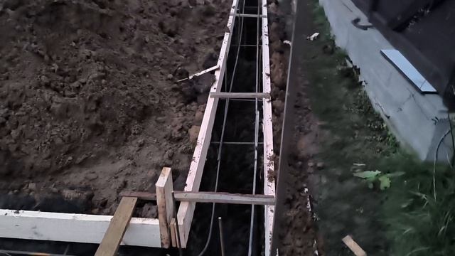 Решили построить дом День 3 / опалубка