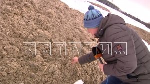 После того как жители перекрыли дорогу машинам с отходами сахарного завода,свалку хотели перепрятать