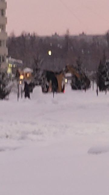 трактор звстрял