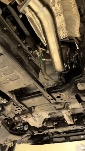Установка даунпайпа с удалением сажевого DPF фильтра на Land Cruiser 300