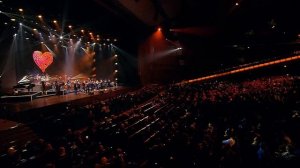 «Мы желаем счастья вам». Группа ЦВЕТЫ и Театр Стаса Намина. Концерт ЦВЕТЫ-50 (Live. Кремль. 2019)